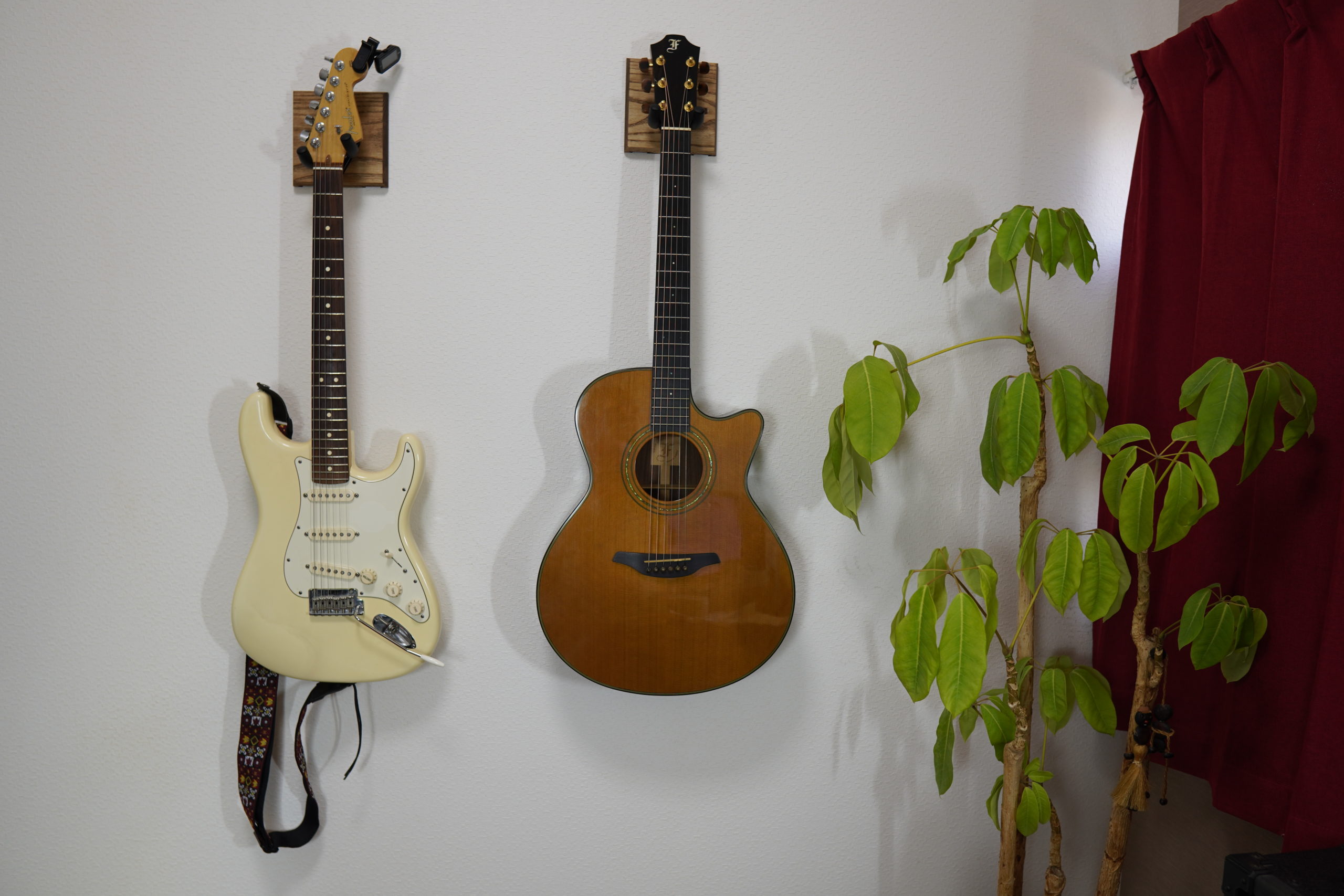 賃貸ok ギターを壁に掛ける方法を紹介 収納方法について解説 らもちゃんねる
